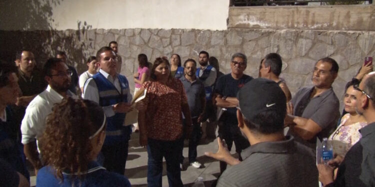 Evacuan a 32 familias por riesgo de derrumbe en Monte Xenit