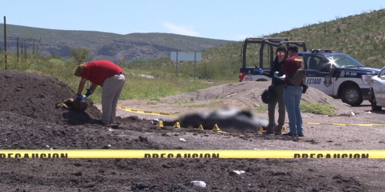 Localizan cuerpo envuelto en bolsa negra en carretera Aldama-Ojinga