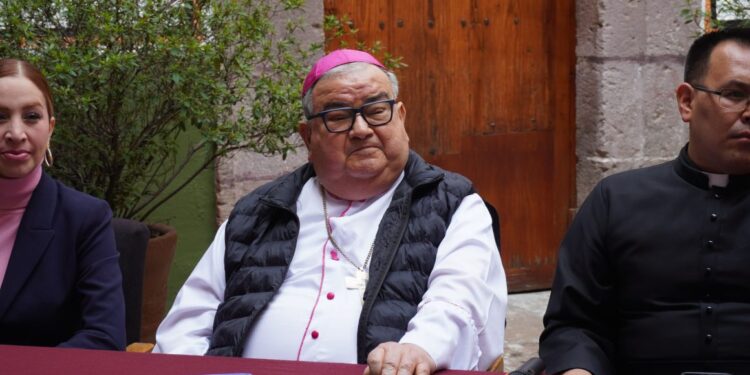 Imparten cursos en iglesias para que sacerdotes dialoguen con el crimen organizado