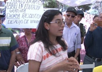Apoyan a estudiante que acusa a la UACH de impedirle seguir estudiando