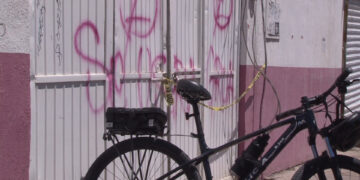 Hallan restos óseos en antiguas oficinas de Correos