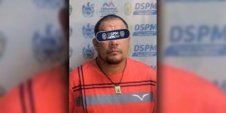 Cae presunto ladrón de autos con Tsuru robado en la colonia UP