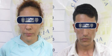 Pareja detenida en Chihuahua con presunta droga y arma de utilería