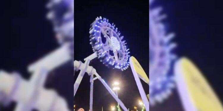 Terror en parque de diversiones de Arabia: un juego se quebró en el aire y volaron personas