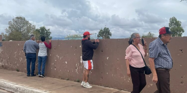Lluvias causan estragos en Panteón Municipal No. 3