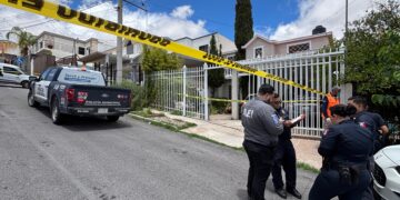 Trágico hallazgo en El Campanario: mujer dormía con su esposo fallecido