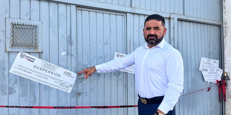 Denuncia Francisco Sánchez violación de sellos de clausura en crematorio de Juárez