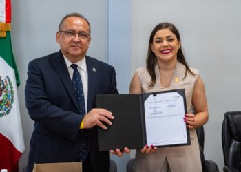 Firman convenio UACH y alcaldesa de Meoqui en apoyo a estudiantes