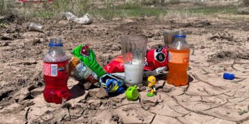 Familiares y amigos crean altar a Jasiel Giovanni