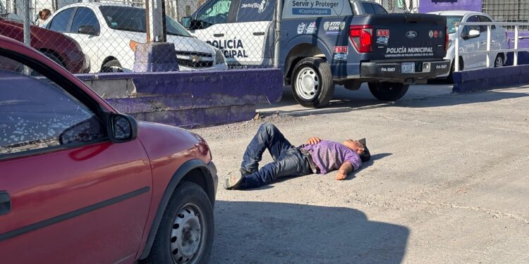 Acudió a confrontar a su expareja en maquiladora y terminó atropellado