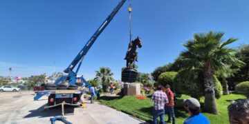 Traslada estatua del Indio Victorio a la Plaza Tierra de Encuentro