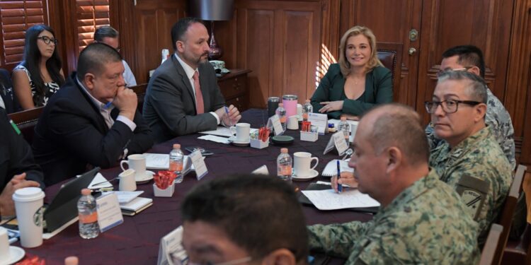 Más vigilancia y coordinación para frenar violencia en Juárez