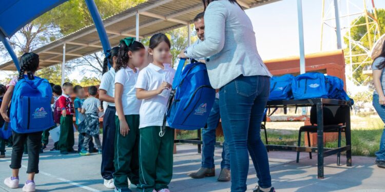 Publican lista de escuelas beneficiadas con “Mi Bolsa Escolar” 2025