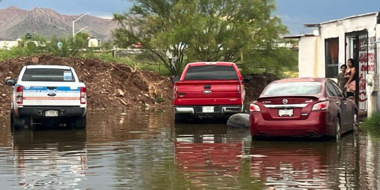 Se atendieron diversos reportes por lluvias en colonias y zona rural