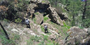 Localizan restos humanos en cueva del municipio de Bocoyna