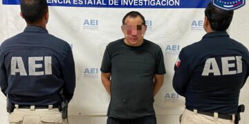 Presentan al presunto roba carros que mató en huida a elemento de la AEI