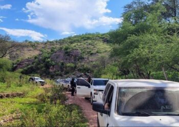 Desbloquea Operativo Conjunto camino en zona serrana