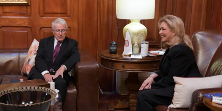 Maru Campos y cónsul de EE.UU. refuerzan colaboración en seguridad fronteriza