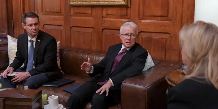 Maru Campos y cónsul de EE.UU. refuerzan colaboración en seguridad fronteriza