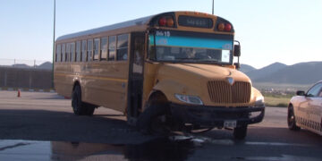 Hombre intoxicado roba camión de Safran y provoca persecución