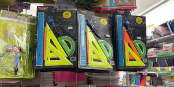 Padres ajustan gastos por regreso a clases