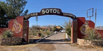 Asesinan a comisario ejidal y a su hijo en Coyame