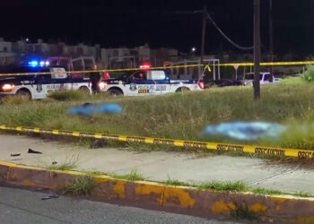 Pareja muere en accidente de motocicleta en Romanzza