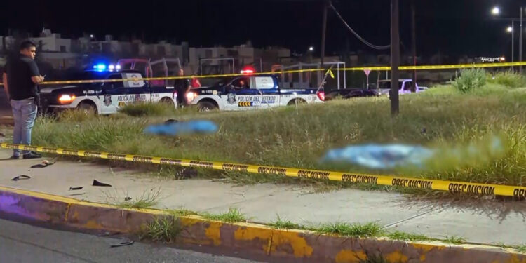 Pareja muere en accidente de motocicleta en Romanzza