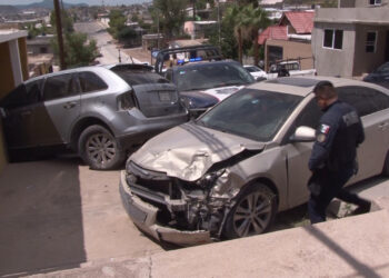 Roba auto con cuchillo y provoca persecución en Chihuahua