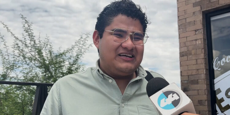 Chihuahuenses aprovechan clima nublado para sus actividades