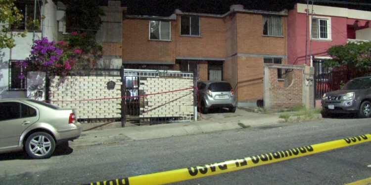 Hallan a pareja sin vida vivienda de Infonavit Mezquites