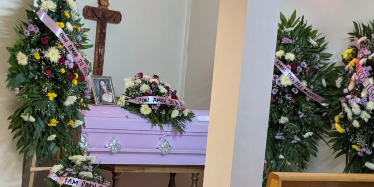 Dan último adiós a Danna Angelina