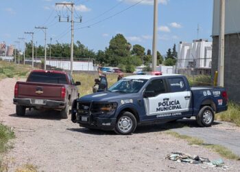 Localizan cuerpo encobijado y golpeado en la colonia Nombre de Dios