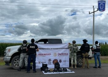 Enfrentamiento de un grupo S.W.A.T. y civiles armados en Bachíniva