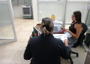 Atiende FGE a defraudados por Grupo Financiero Pacheco en Parral