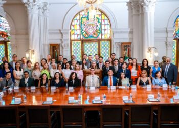 Toma protesta alcalde Marco Bonilla al Cabildo Joven edición 2025