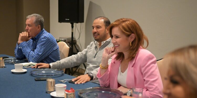 Gobernadora Campos se reúne con senadores del PAN