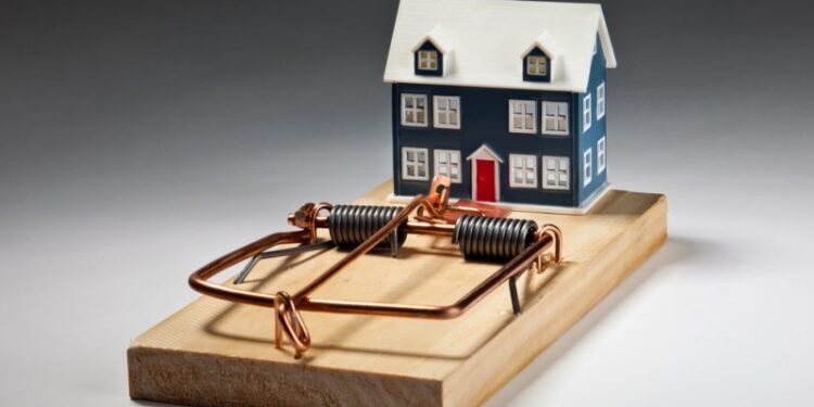 Alerta Policía Cibernética por fraudes en renta de casas