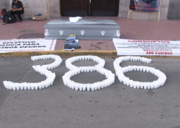 Familiares de víctimas del crematorio Plenitud protestan en Palacio de Gobierno