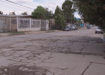 Vecinos piden rehabilitación de calle en la colonia División del Norte