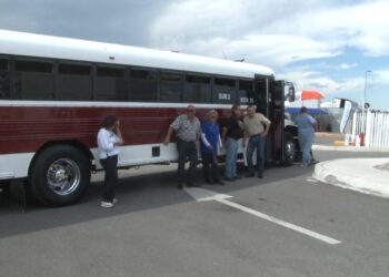 Transportistas protestan en complejo Bafar por competencia desleal