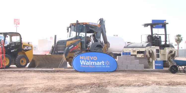 Walmart inicia reconstrucción de su tienda en Delicias