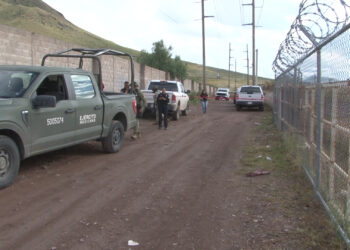 Encuentran cuerpo de un hombre dentro de un contenedor en Chihuahua