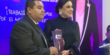 Alcaldesa de Meoqui entrega su primer informe de gobierno