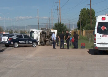 Choque con volcadura deja una persona lesionada en Cuauhtémoc