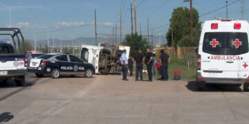 Choque con volcadura deja una persona lesionada en Cuauhtémoc