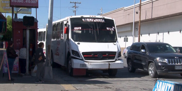 Pasajeros y choferes protagonizan conflictos en el transporte público