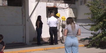 Primaria federal Ignacio Allende lleva más de tres meses sin luz