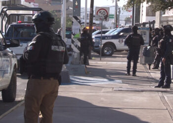 Fuerte operativo de seguridad en la FGR por traslado de detenidos