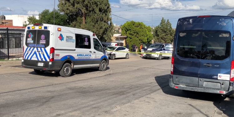 Asesinan a hombre a puñaladas en la colonia Campesina